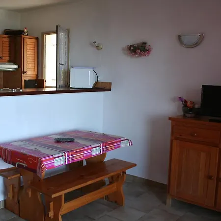 Tobal Apartman *